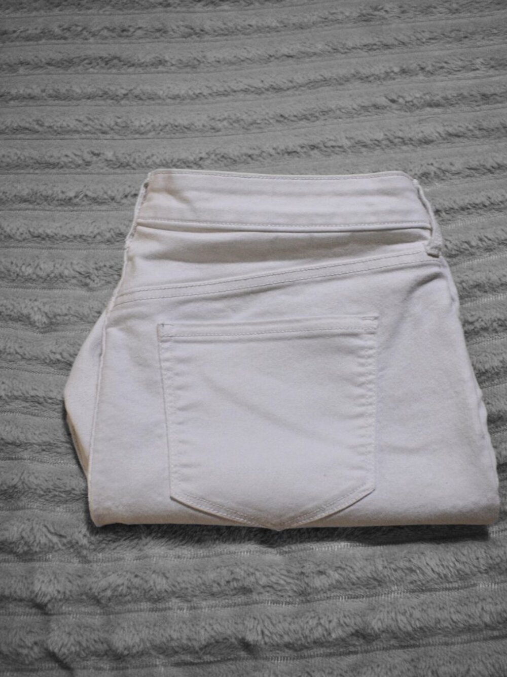 Old Navy Super Skinny White 14